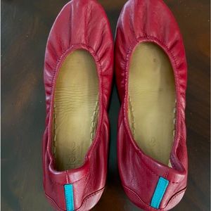 Tieks Cardinal Red ballet flats. Size 8. Good condition.